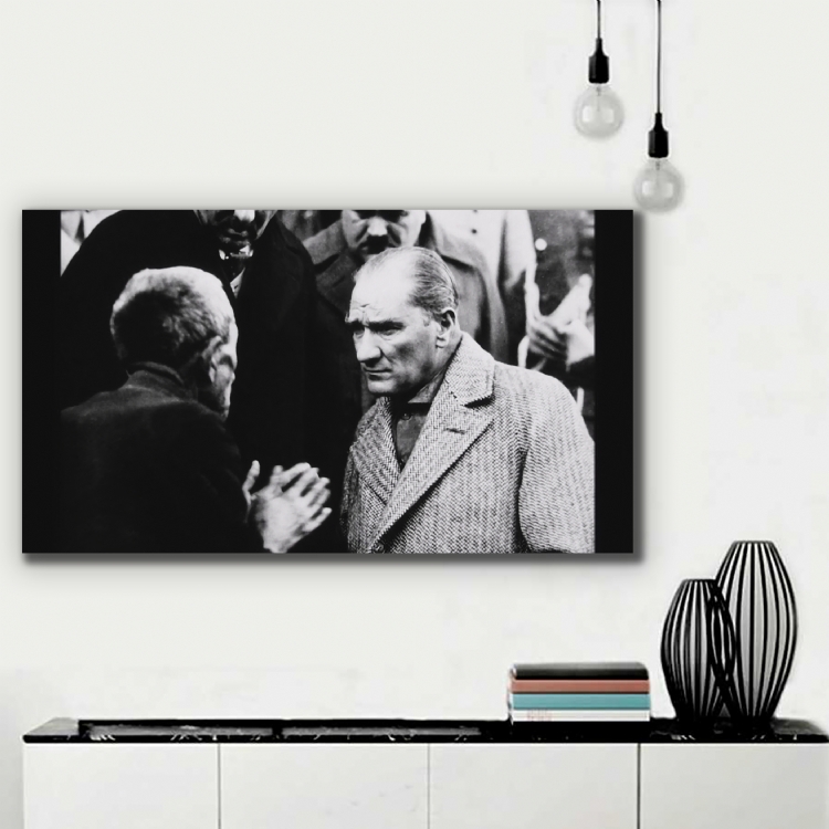 BÜYÜK%20LİDER%20-%20Laminasyonlu%20Kanvas%20Tablo