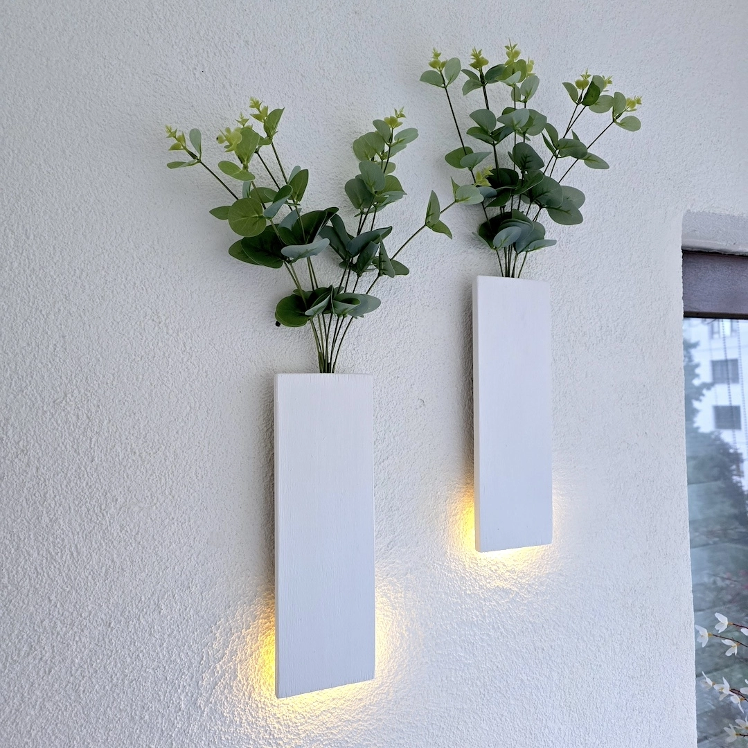 Okaliptus%20Çiçekli,%20Led%20Işıklı%20Duvar%20Dekoru%20-%20Beyaz