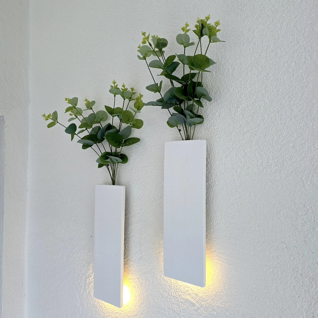 Okaliptus%20Çiçekli,%20Led%20Işıklı%20Duvar%20Dekoru%20-%20Beyaz