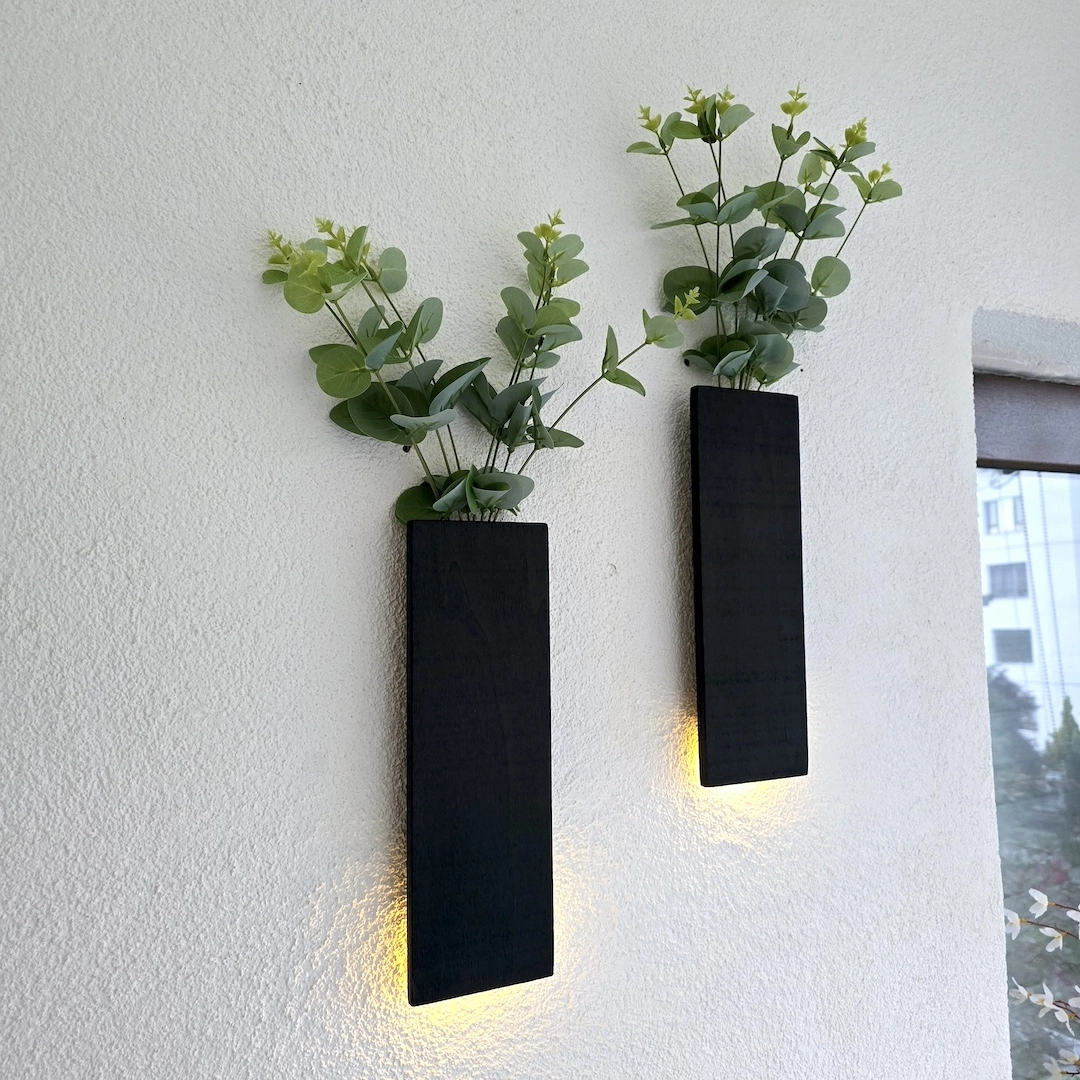 Okaliptus%20Çiçekli,%20Led%20Işıklı%20Duvar%20Dekoru%20-%20Siyah