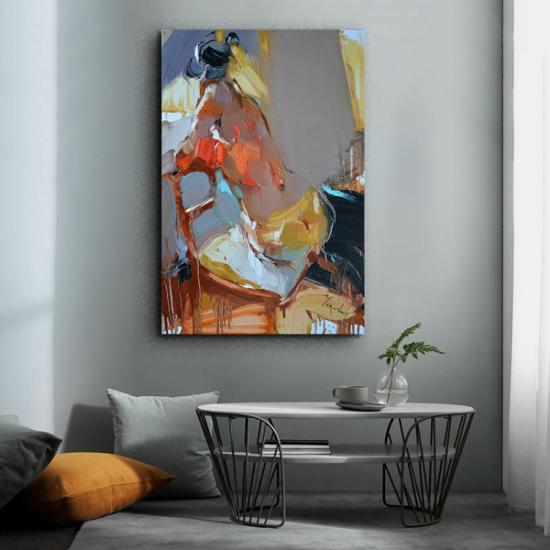 LADY ON CHAIR - Laminasyonlu Kanvas Tablo