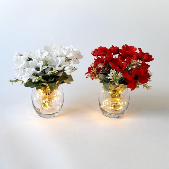 Cam Vazo Kırmızı ve Beyaz Biçme Çiçekli İkili Set