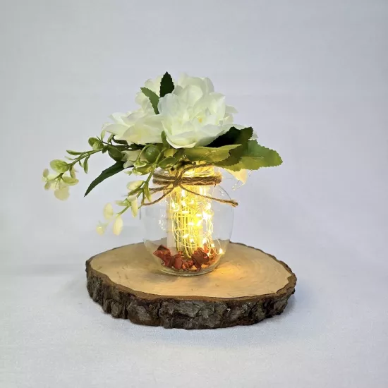 Beyaz Manolya Çiçekli, Led Işıklı Dekoratif Vazo