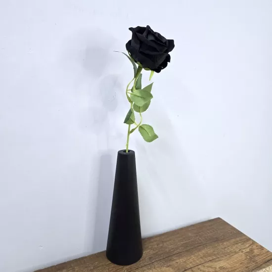 Siyah Tek Dal Gül, Siyah Vazo 45cm