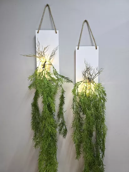 Led Işıklı, Yeşil Sarkan Çiçekli Duvar Dekoru