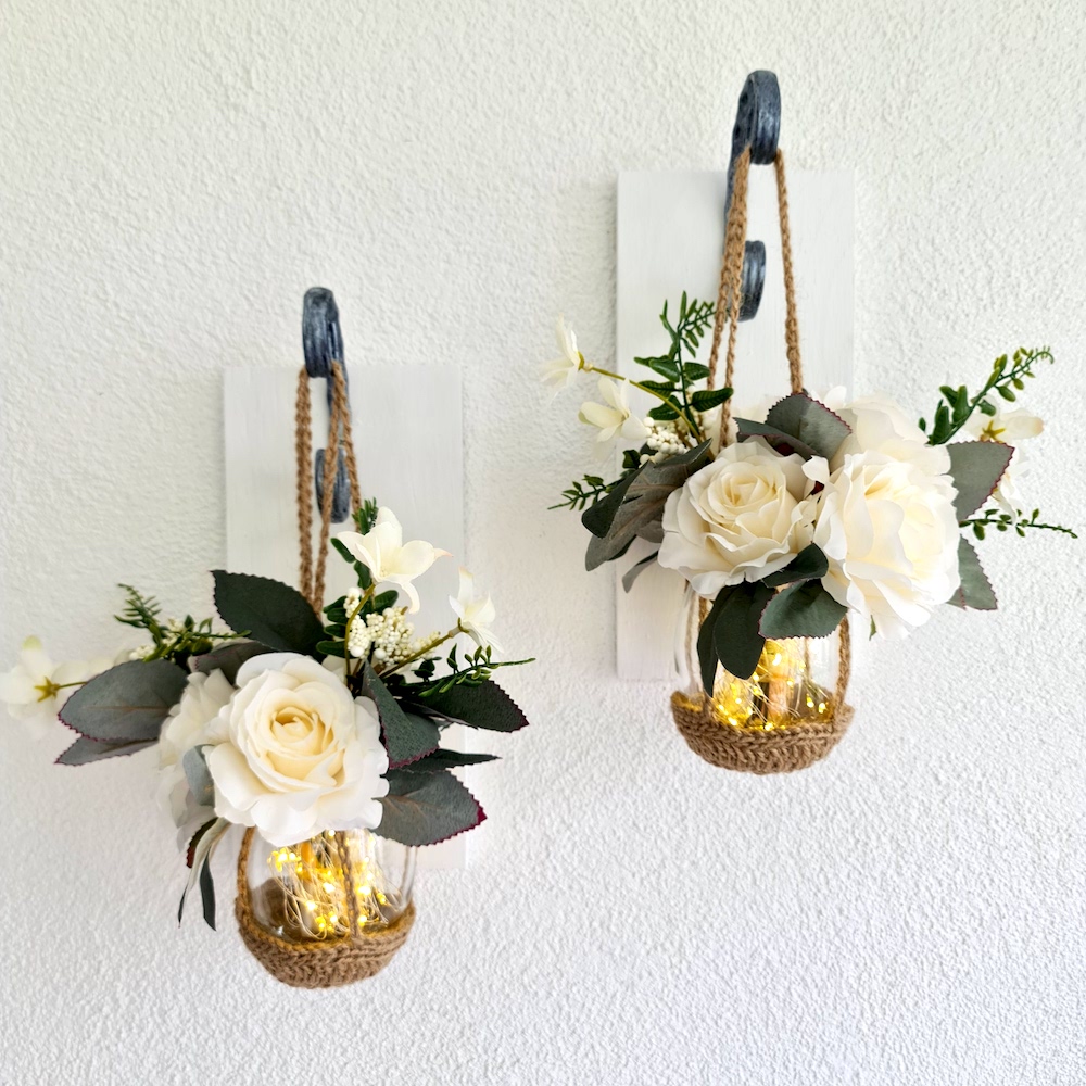 Beyaz%20Gül%20Çiçekli,%20Led%20Işıklı,%20Beyaz%20Aplik%202’li%20Set