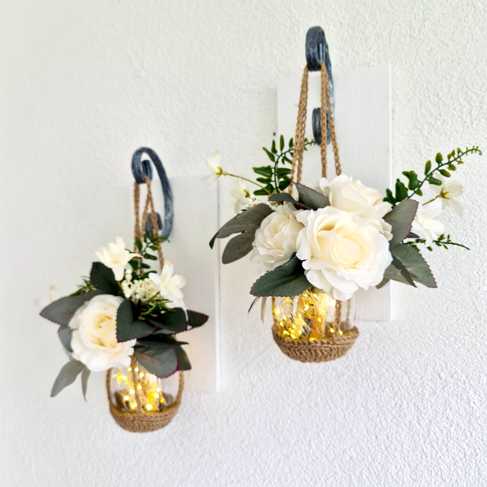 Beyaz%20Gül%20Çiçekli,%20Led%20Işıklı,%20Beyaz%20Aplik%202’li%20Set