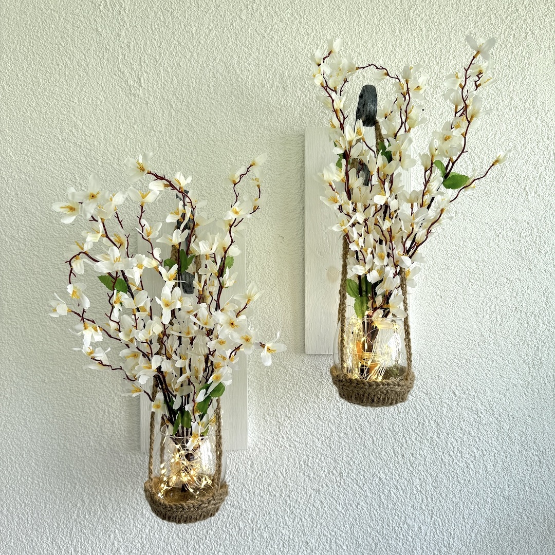 Duvar%20Dekoru,%20Led%20Işıklı,%20Beyaz%20Sakura%20Çiçekli,%20Beyaz%20Aplik%20İkili%20Set