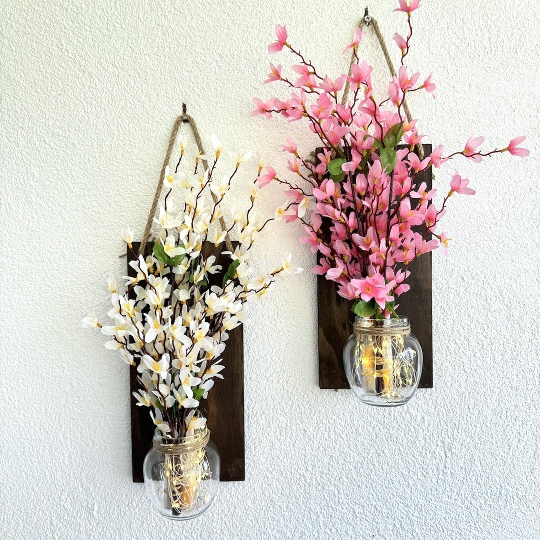 Led%20Işıklı,%20Pembe%20ve%20Beyaz%20Sakura%20Çiçekli%20Duvar%20Dekoru%20Ceviz%20İkili%20Set