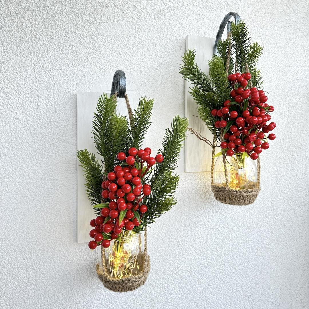 Duvar%20Dekoru,%20Led%20Işıklı,%20Kokina%20ve%20Çam%20Kozalak%20Çiçekli,%20Beyaz%20Aplik%20İkili%20Set