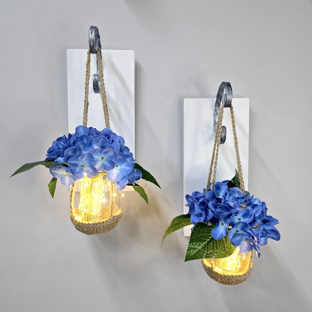 Duvar%20Dekoru,%20Led%20Işıklı,%20Mavi%20Ortanca%20Çiçekli,%20Beyaz%20Aplik%20İkili%20Set