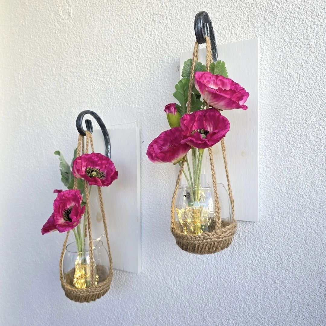 Duvar%20Dekoru,%20Led%20Işıklı,%20Fuşya%20Gelincik%20Çiçekli,%20Beyaz%20Aplik%20İkili%20Set