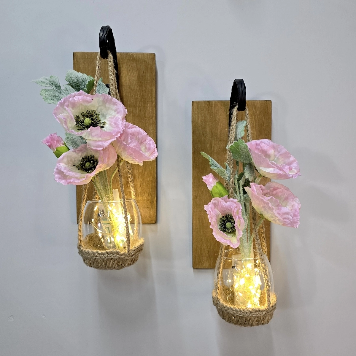 Duvar%20Dekoru,%20Led%20Işıklı,%20Pembe%20Gelincik%20Çiçekli,%20Meşe%20Aplik%20İkili%20Set