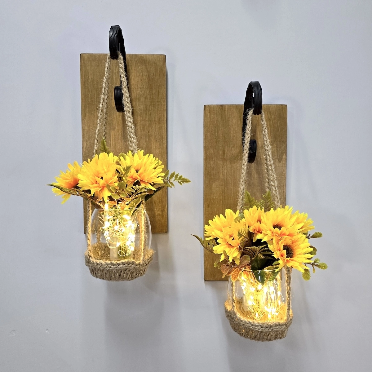 Duvar%20Dekoru,%20Led%20Işıklı,%20Sarı%20Papatya%20Çiçekli,%20Meşe%20Aplik%20İkili%20Set