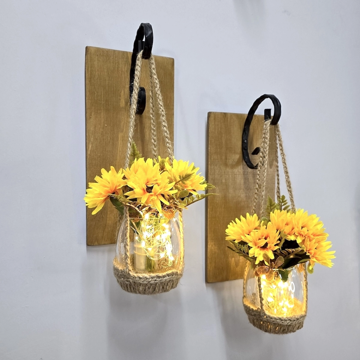 Duvar%20Dekoru,%20Led%20Işıklı,%20Sarı%20Papatya%20Çiçekli,%20Meşe%20Aplik%20İkili%20Set
