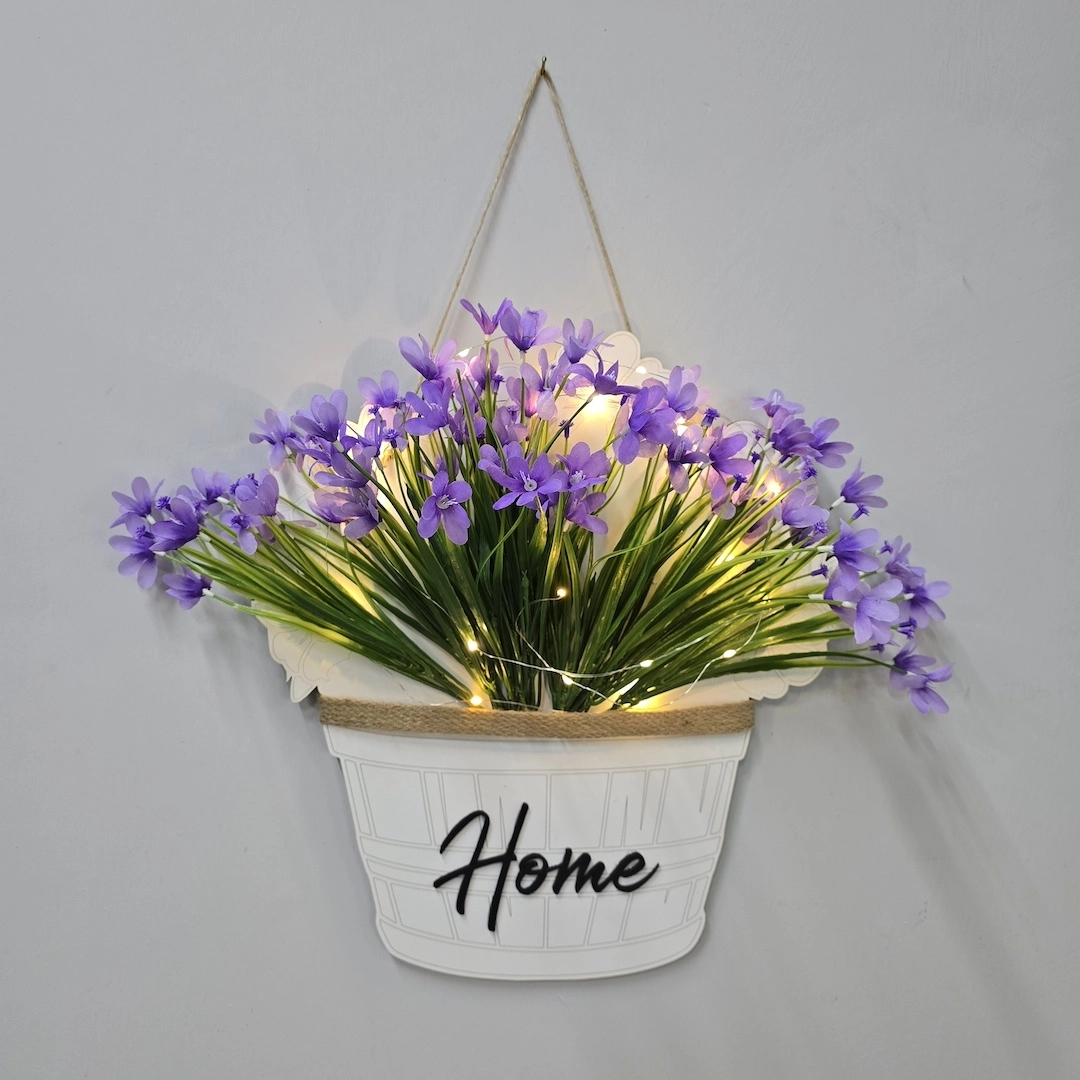 Led%20Işıklı%20ve%20Lila%20Nergis%20Çiçekli%20Kapı%20ve%20Duvar%20Dekoru