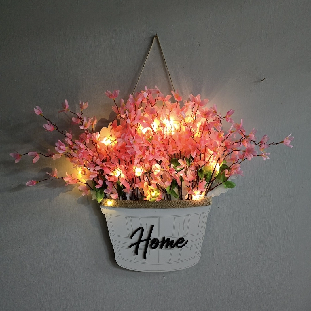 Led%20Işıklı%20ve%20Pembe%20Sakura%20Çiçekli%20Kapı%20ve%20Duvar%20Dekoru