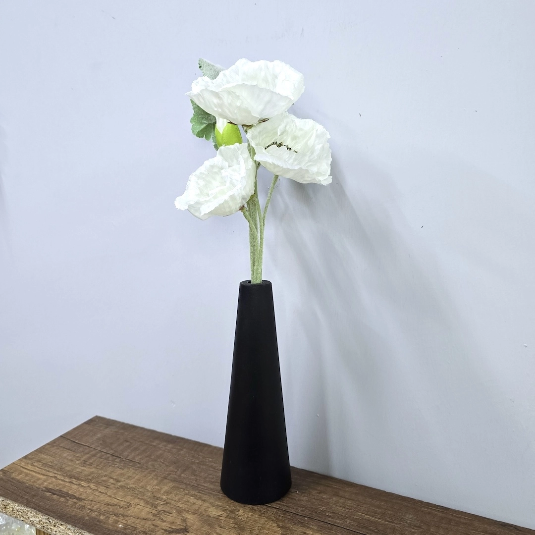 Beyaz%20Gelincik,%20Siyah%20Vazo%2040cm