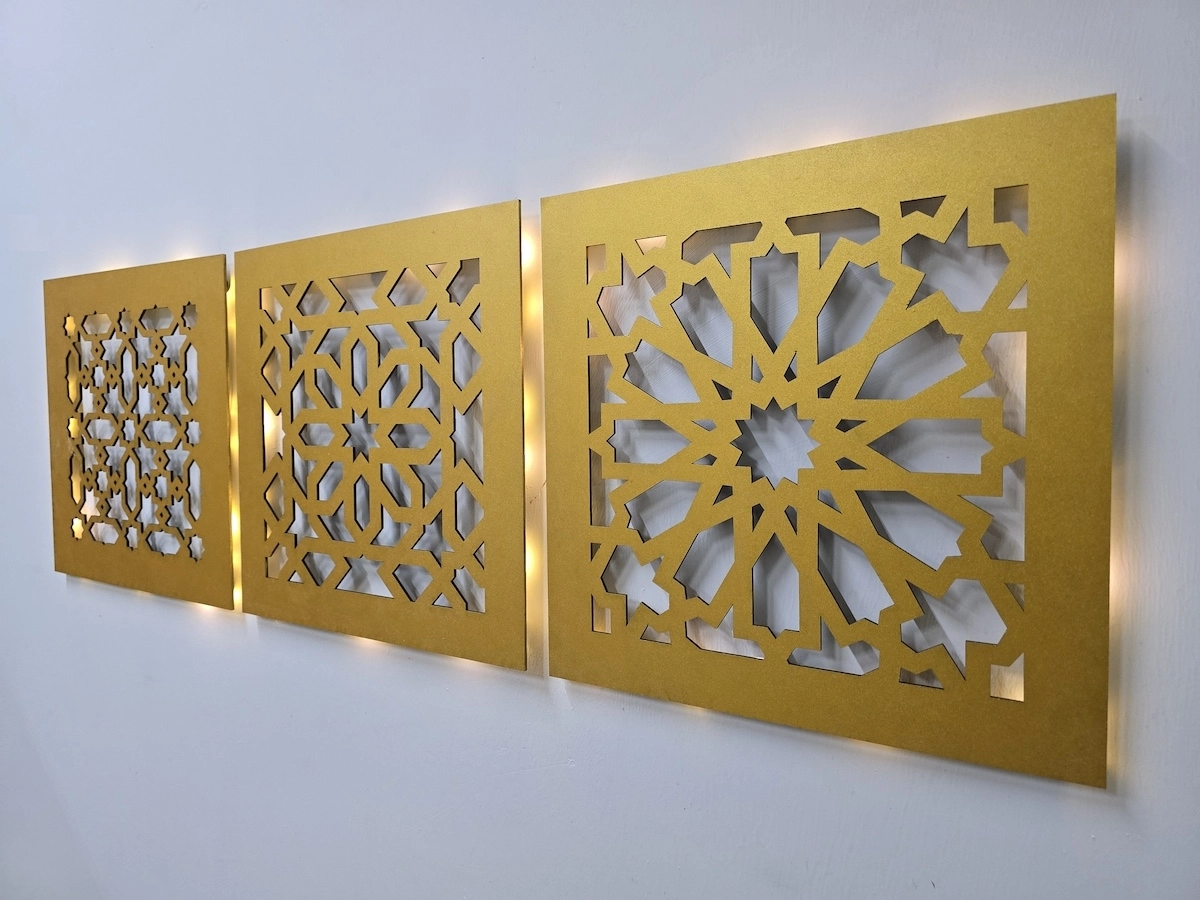 Led%20Işıklı%20Motif%20Tablo%203%20lü%20Set%20-%2030x30cm%20Gold
