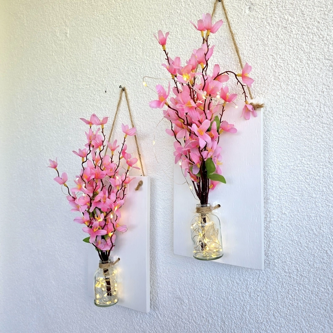 Pembe%20Sakura%20Çiçekli%20ve%20Led%20Işıklı%20Duvar%20Dekoru%202%20li%20Set%20-%20Beyaz