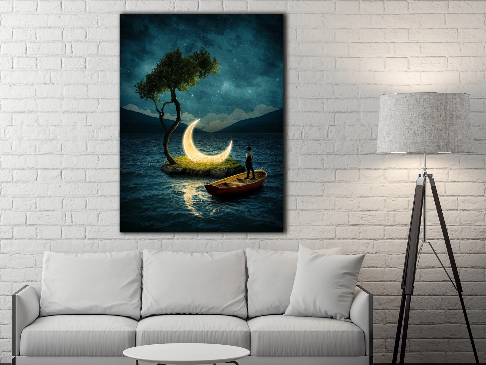 Göldeki%20Ay%20-%20Laminasyonlu%20Kanvas%20Tablo