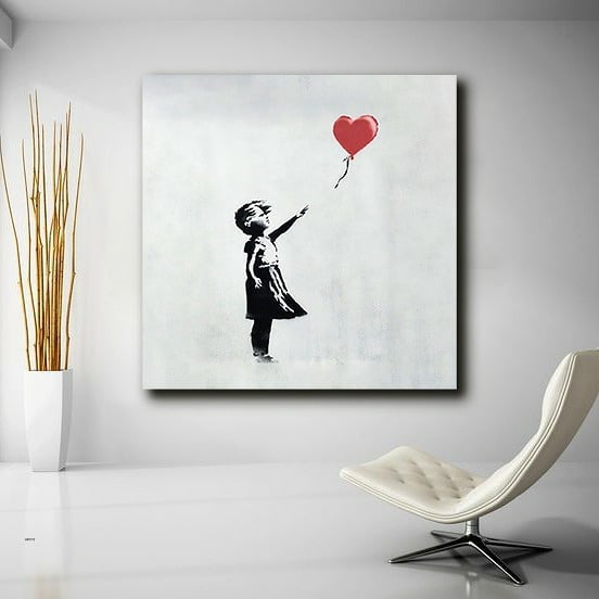 KIRMIZI%20BALONLU%20KIZ%20-%20Laminasyonlu%20Kanvas%20Tablo
